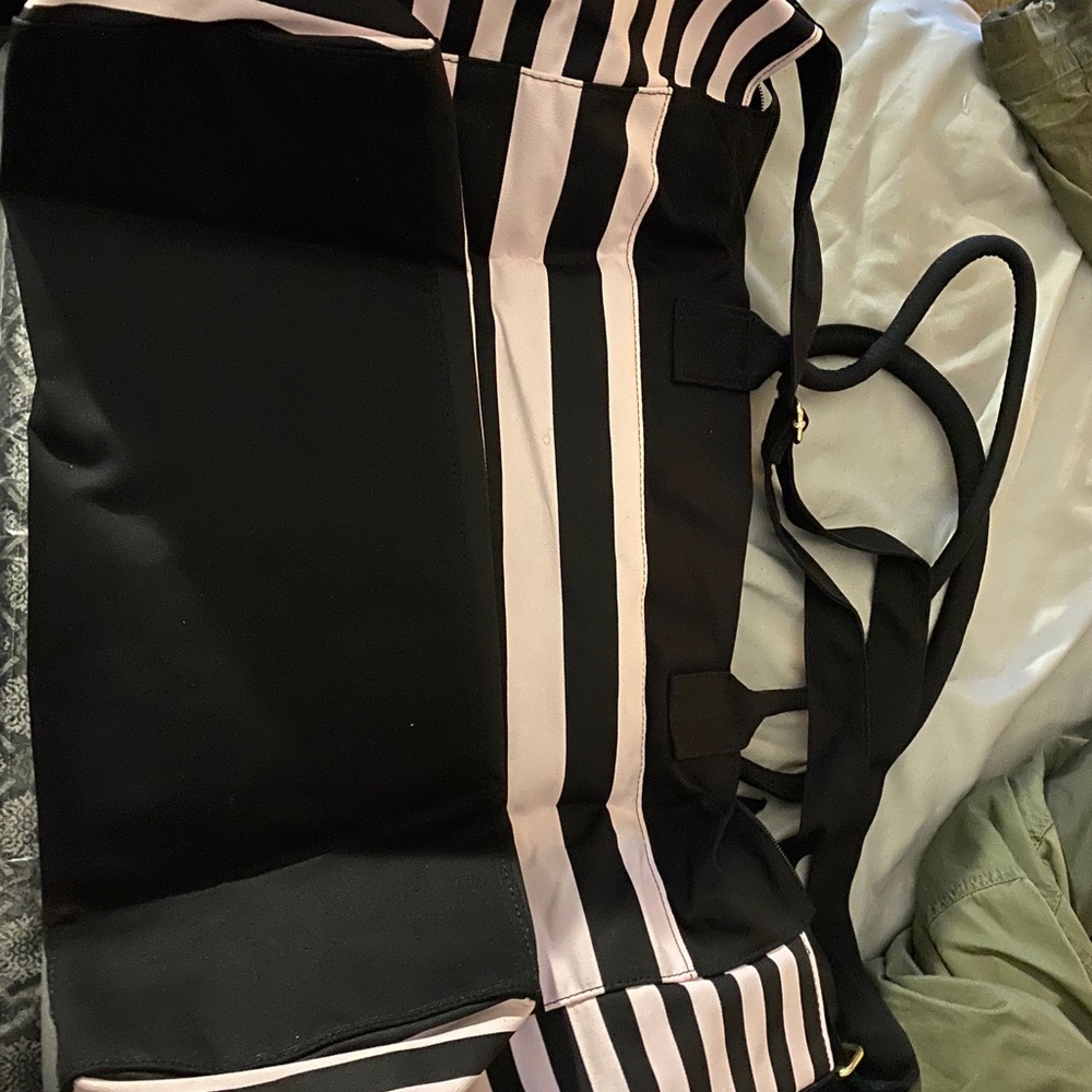 Brand New Victoria Secret Weekender